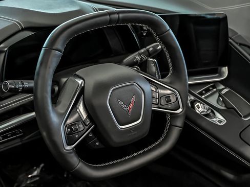 Used 2024 Chevrolet Corvette Stingray Preferred Conv w/ 2LT RWD image 9
