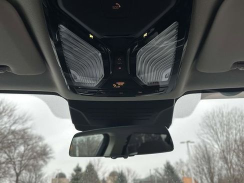 Certified 2024 BMW X7 xDrive40i image 39