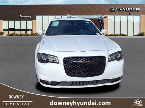Used 2022 Chrysler 300 S image 2