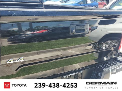 Used 2017 Toyota Tundra SR5 w/ SR5 Upgrade Package AWD/4WD image 17