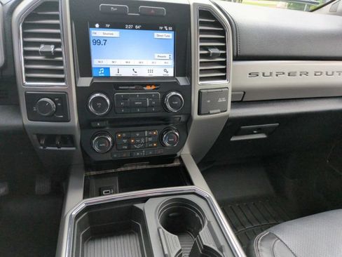 Used 2017 Ford F350 Lariat RWD image 14