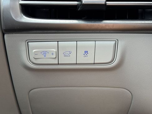 Certified 2025 Hyundai Tucson SEL FWD image 18