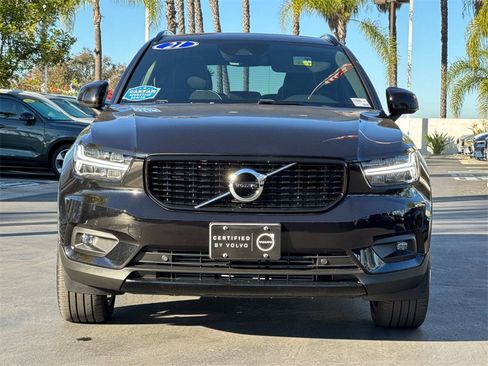 Certified 2021 Volvo XC40 T5 R-Design image 8