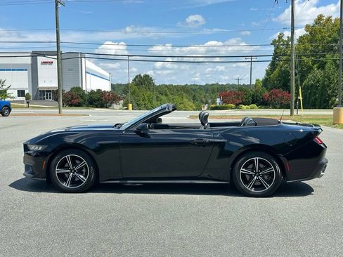 Used 2024 Ford Mustang Premium RWD image 4