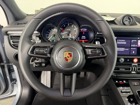 New 2026 Porsche Macan AWD/4WD image 27