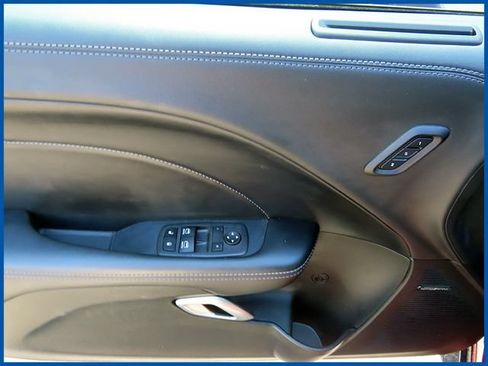 Used 2022 Dodge Challenger R/T Scat Pack RWD image 10