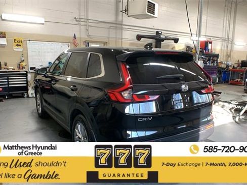 Used 2023 Honda CR-V EX-L image 3