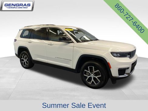 Used 2024 Jeep Grand Cherokee L Limited AWD/4WD image 7