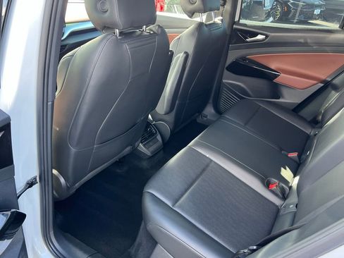 Used 2021 Volkswagen ID.4 Pro S w/ ID.4 Protection Package image 15