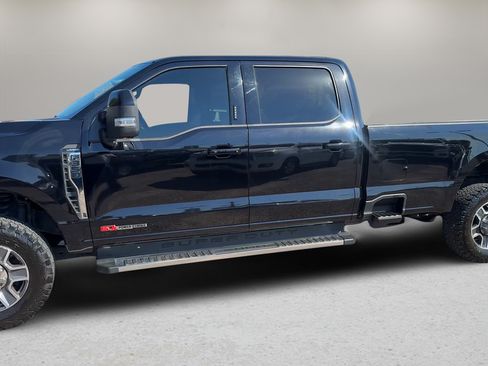 Used 2023 Ford F350 Lariat w/ FX4 Off-Road Package AWD/4WD image 16
