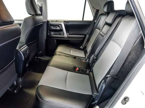 Used 2021 Toyota 4Runner SR5 Premium w/ Moonroof Package AWD/4WD image 15