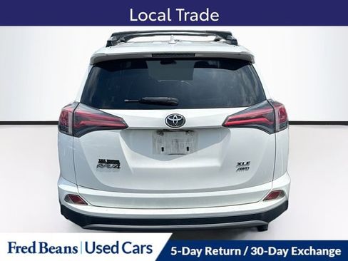 Used 2018 Toyota RAV4 XLE w/ Plus Extra Value Package AWD/4WD image 8