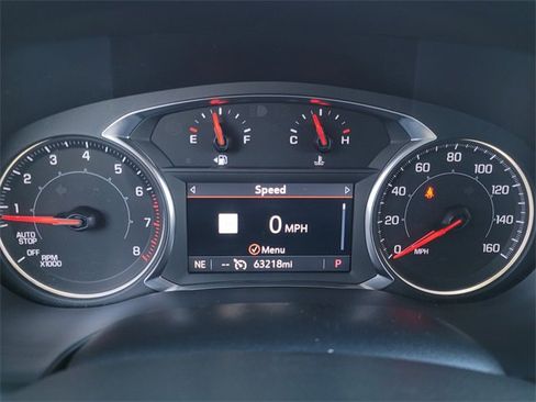 Used 2023 GMC Acadia SLT image 32