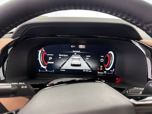 New 2026 Nissan Pathfinder Platinum FWD image 9