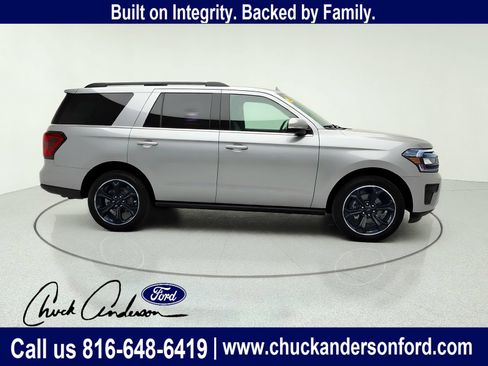 Used 2023 Ford Expedition Limited AWD/4WD image 10