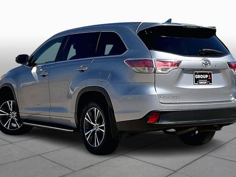 Used 2016 Toyota Highlander XLE image 13
