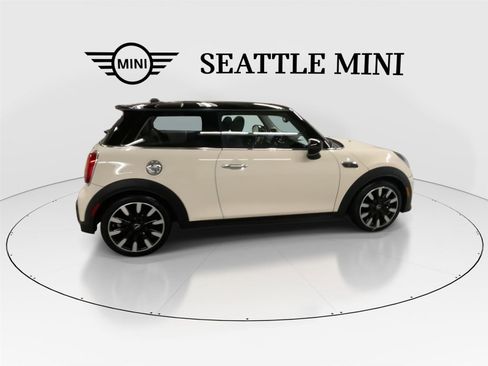 Certified 2023 MINI Cooper S w/ Premium Package image 12