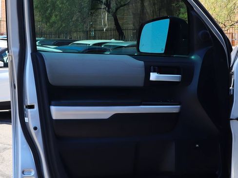Used 2018 Toyota Tundra Limited w/ Limited Premium Package AWD/4WD image 35