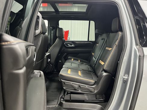 Certified 2024 GMC Yukon XL AT4 w/ Technology Package AWD/4WD image 9