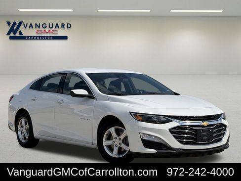 Used 2024 Chevrolet Malibu LT FWD image 1