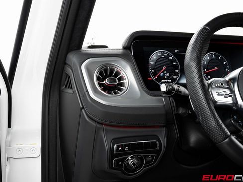 Used 2024 Mercedes-Benz G 63 AMG Squared image 30
