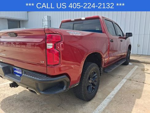 Used 2021 Chevrolet Silverado 1500 LT Trail Boss w/ Convenience Package II AWD/4WD image 17
