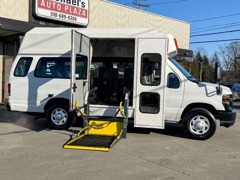 Used 2011 Ford E-350 and Econoline 350 Extended Super Duty w/ PWR Group image 3