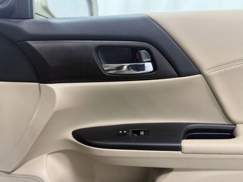 Used 2014 Honda Accord EX-L image 26