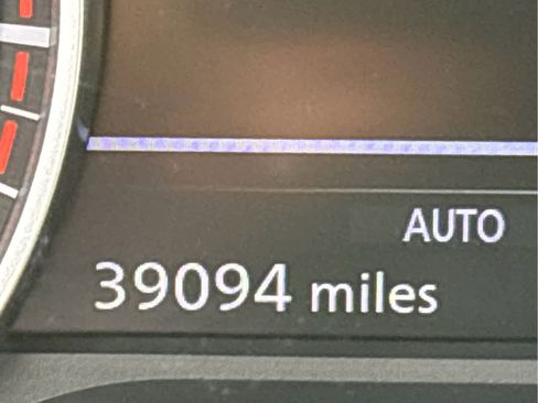 Used 2022 Nissan Pathfinder SL image 15