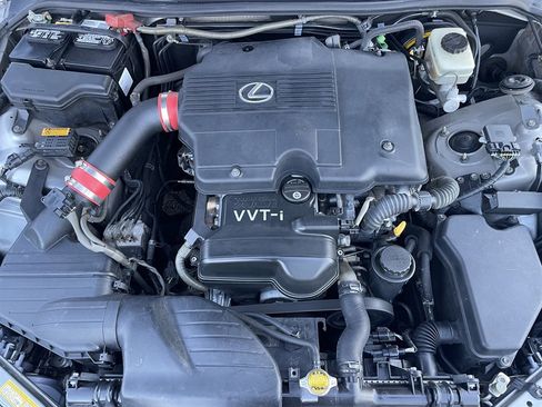Used 2004 Lexus IS 300 image 7