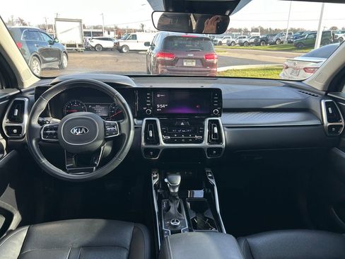Certified 2021 Kia Sorento SX image 9