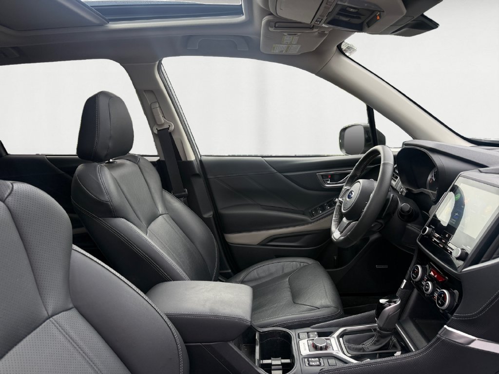 Used 2024 Subaru Forester Limited AWD/4WD image 16