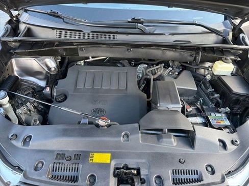 Used 2015 Toyota Highlander Limited Platinum image 33