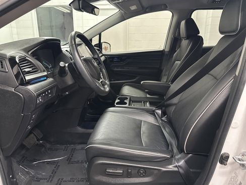 Used 2022 Honda Odyssey Elite image 17