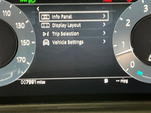 Used 2026 Land Rover Range Rover Velar Dynamic SE image 17