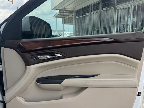 Used 2013 Cadillac SRX Premium FWD image 22