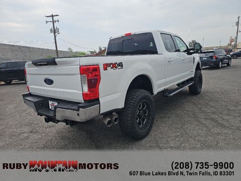 Used 2018 Ford F250 Lariat w/ Lariat Ultimate Package AWD/4WD image 7