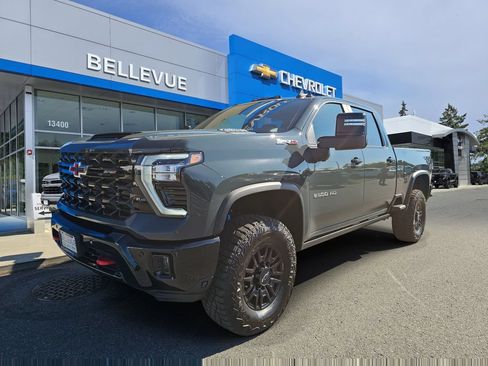 New 2026 Chevrolet Silverado 2500 ZR2 w/ LPO, Dark Essentials Package AWD/4WD image 3