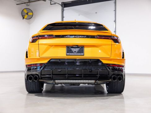 Used 2024 Lamborghini Urus S AWD/4WD image 5