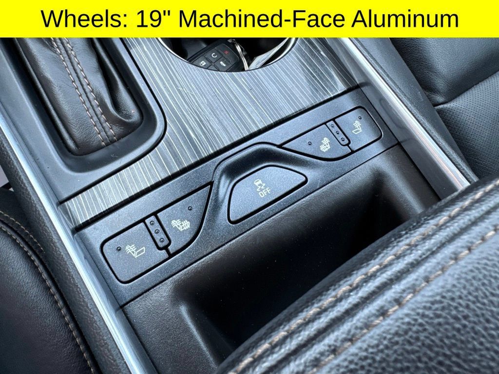 Used 2017 Chevrolet Impala Premier FWD image 28