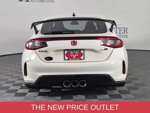 Used 2025 Honda Civic Type R image 6