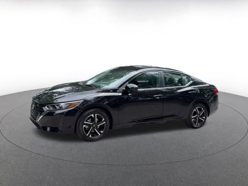 Used 2025 Nissan Sentra SV FWD image 8