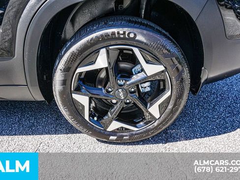 Used 2024 Kia Seltos EX image 17