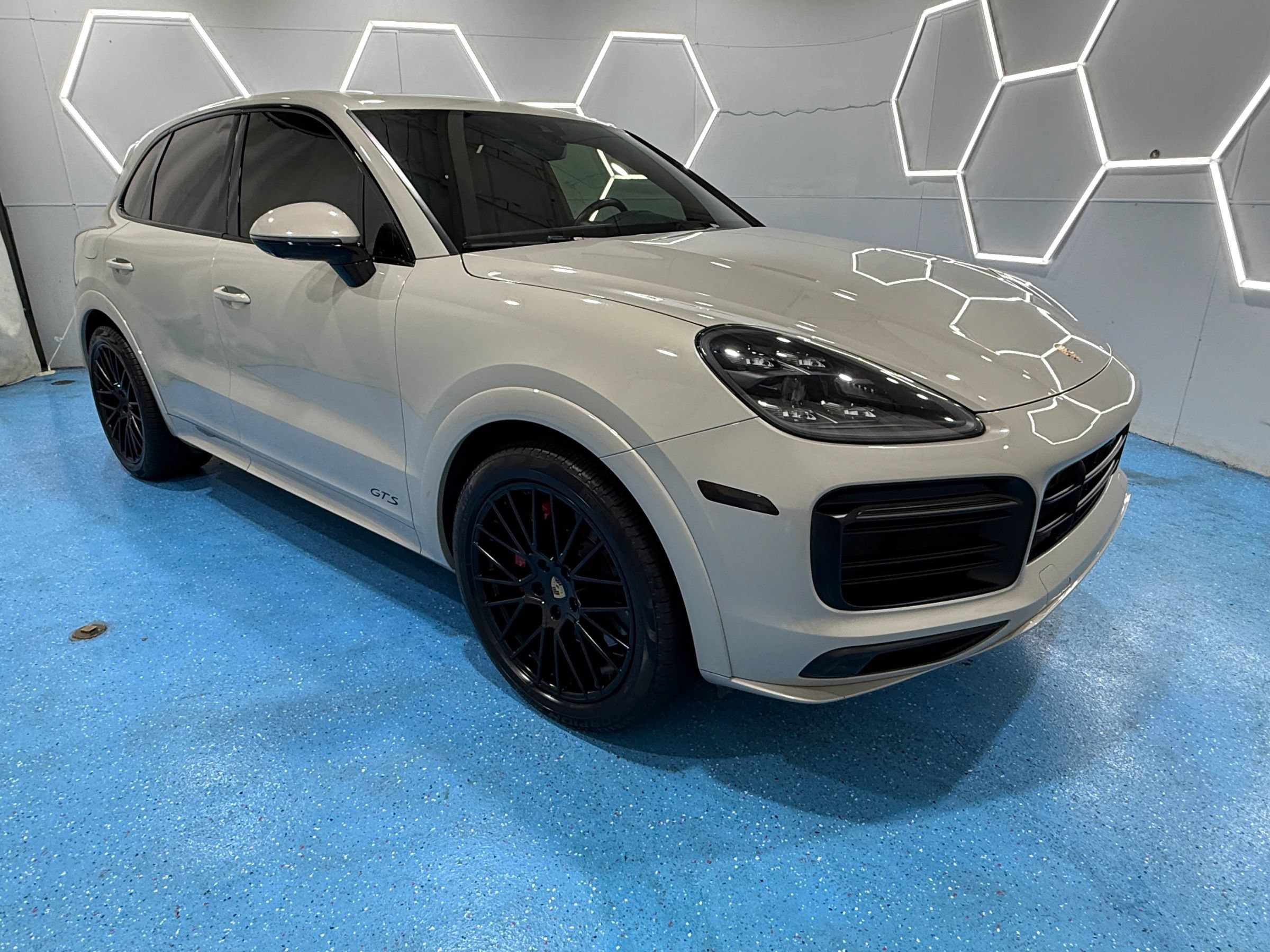 Used 2021 Porsche Cayenne GTS AWD/4WD image 56