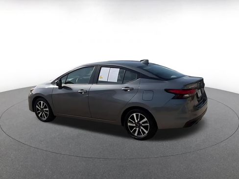 Used 2025 Nissan Versa SV FWD image 10