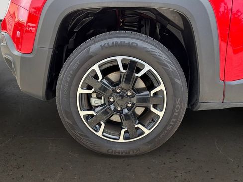 Used 2023 Jeep Renegade Trailhawk AWD/4WD image 10