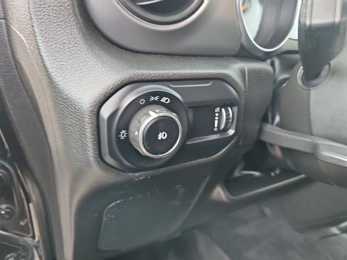 Used 2023 Jeep Wrangler Sport AWD/4WD image 15