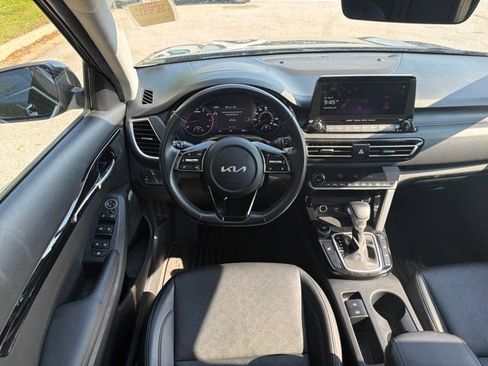 Used 2023 Kia Seltos SX AWD/4WD image 18