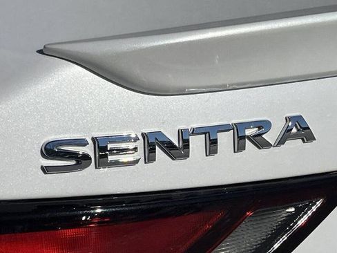Certified 2025 Nissan Sentra SR image 30