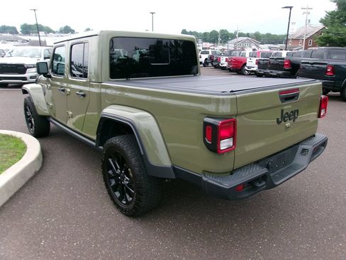 Certified 2025 Jeep Gladiator Sport AWD/4WD image 4